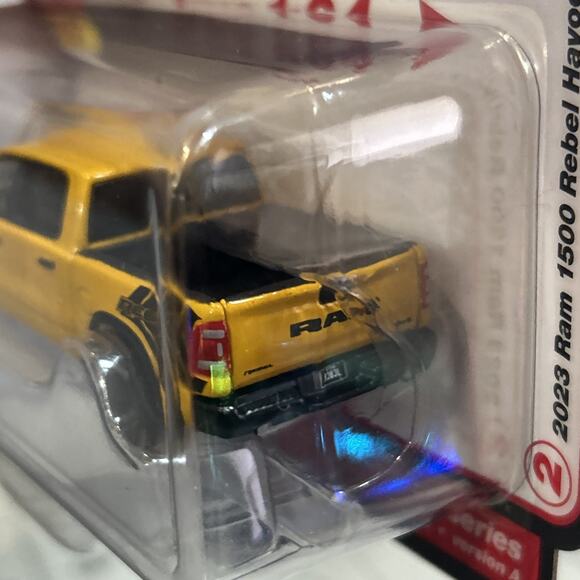 AW AutoWorld 2023 RAM 1500 Rebel Havoc Edition Baja Yellow Muscle Trucks 2024 - Picture 6 of 8